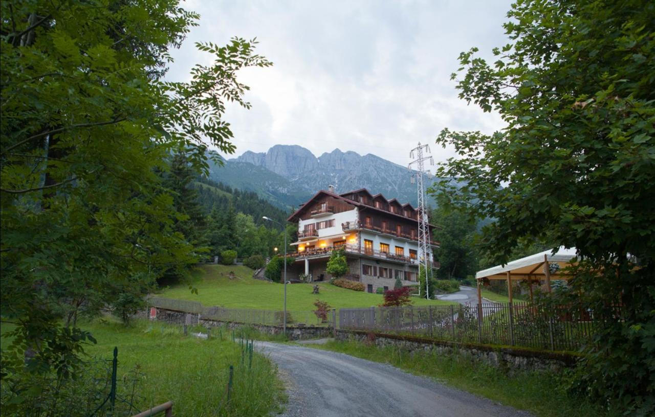 Albergo Ristorante Scanapa Кастьоне-делла-Презолана Экстерьер фото