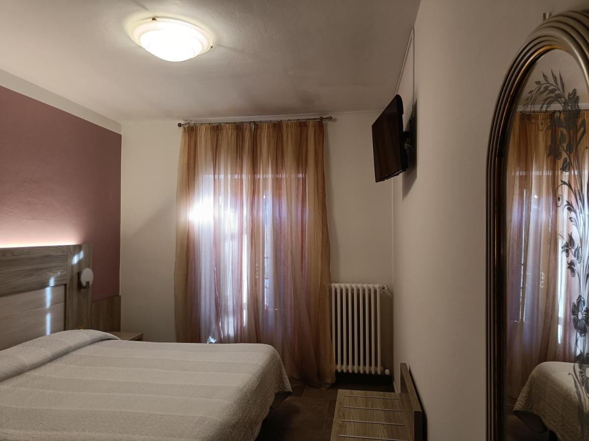 Albergo Ristorante Scanapa Кастьоне-делла-Презолана Экстерьер фото